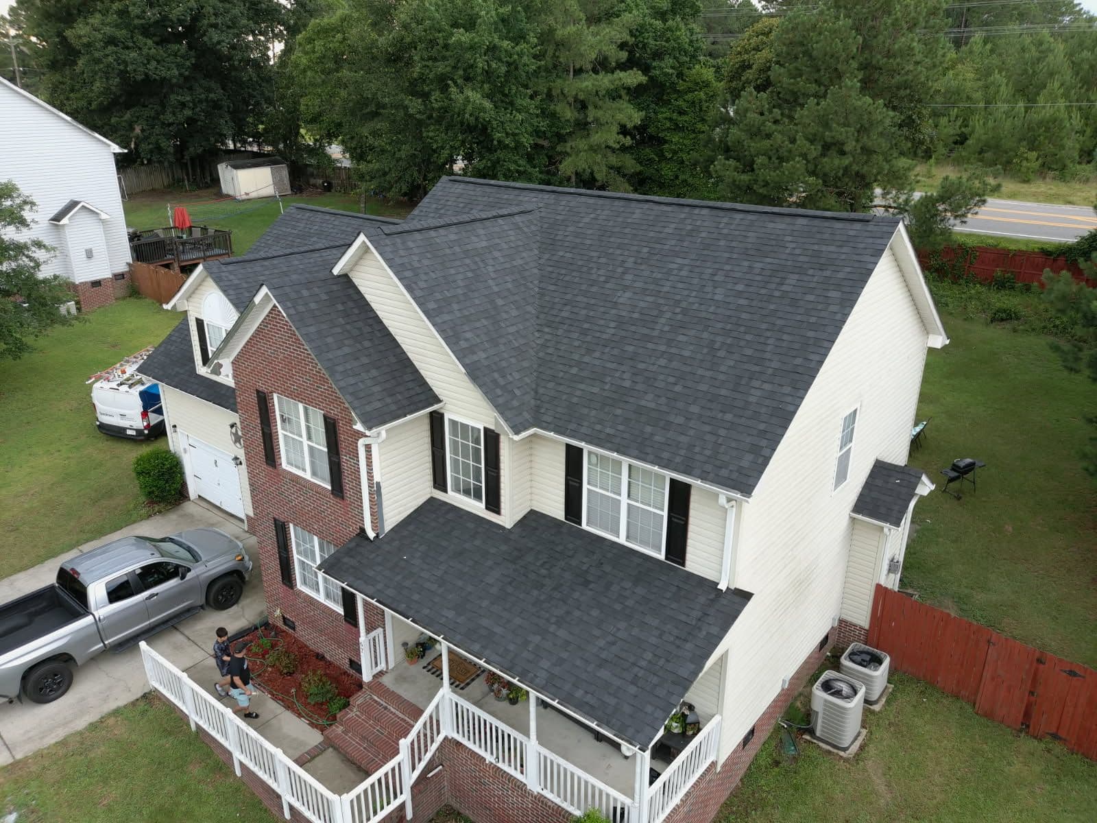 Project Stunning Roof Upgrade with Onyx Black Shingles image