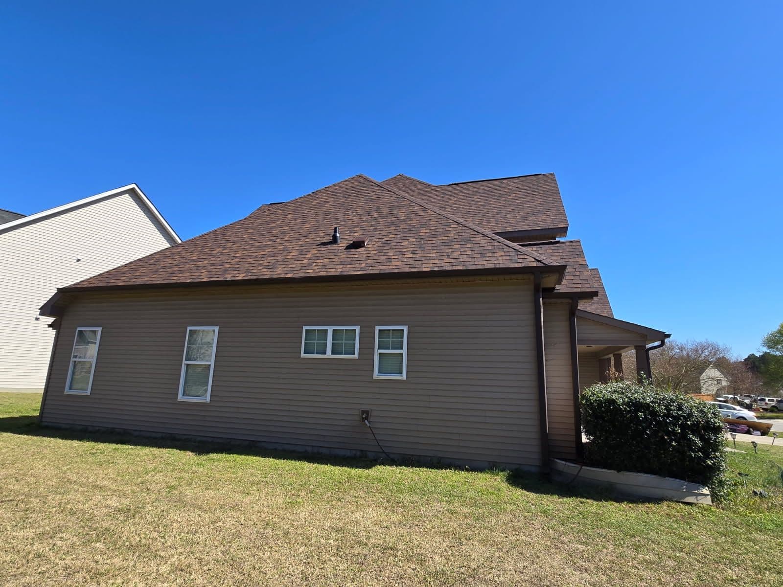 Gallery photos for Stunning Roof Transformation with Brownwood Shingles: Image #1