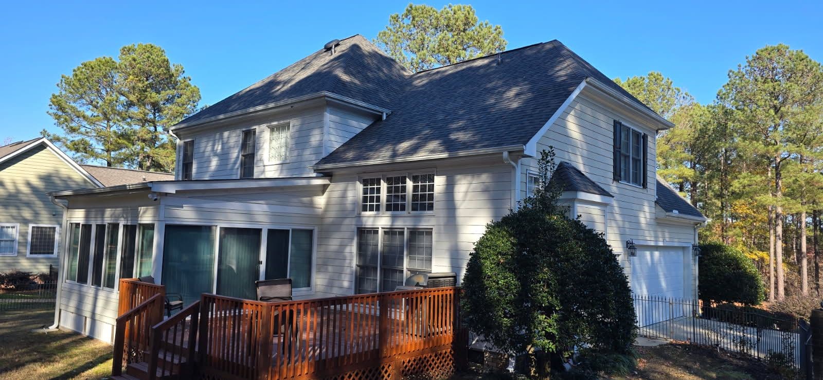 Gallery photos for Revitalizing Home with Owens Corning Shingles: Image #1
